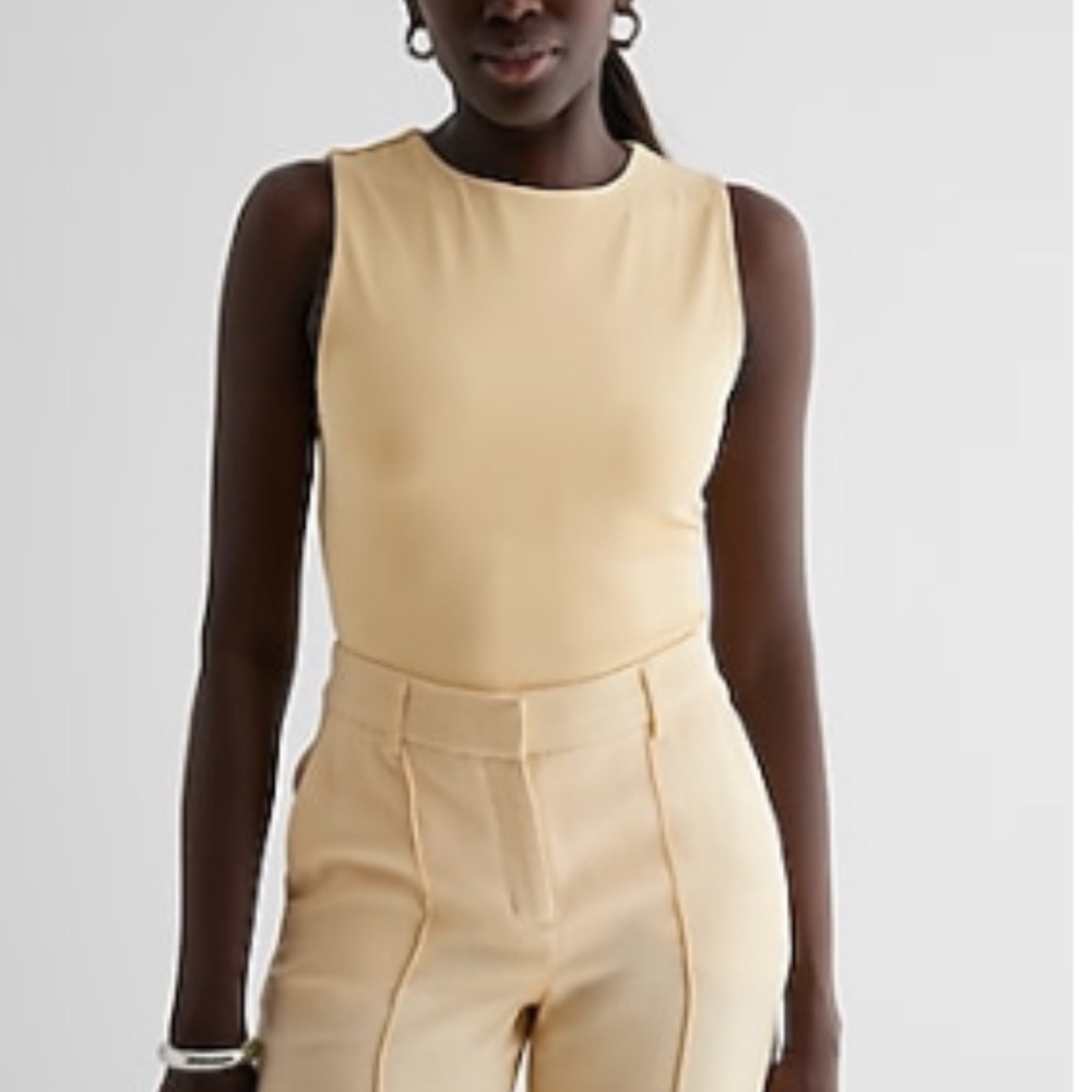 Butter yellow Express bodysuit